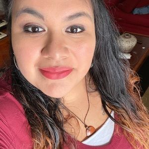 Meet your Posher, Rocio